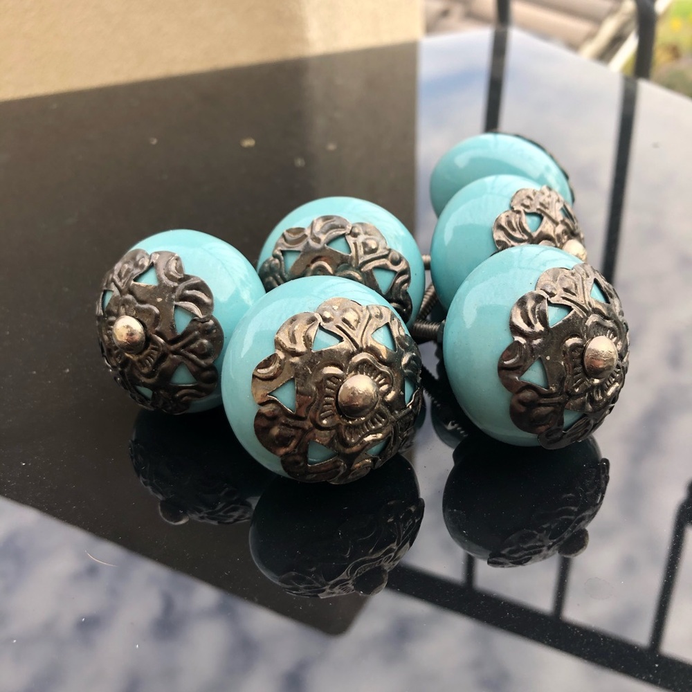 Six Knobs for Drawers